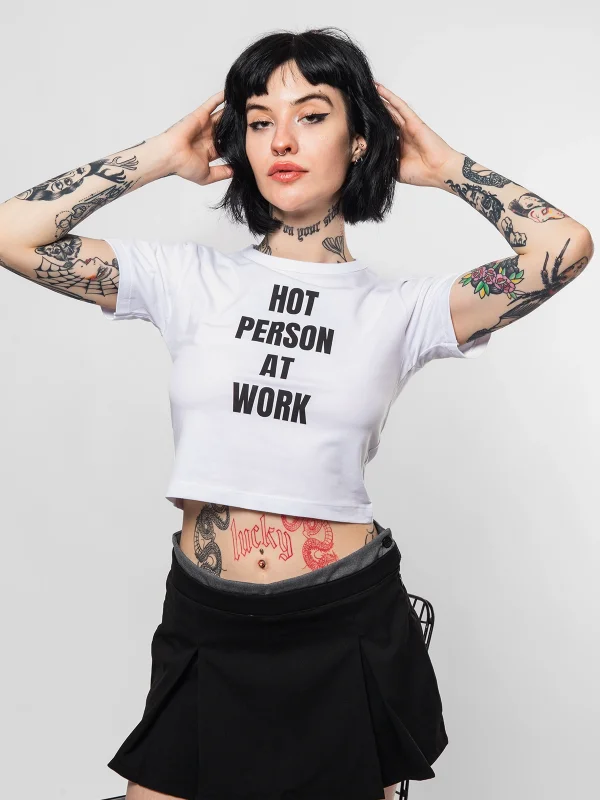 Hot Person At Work Baskılı Beyaz Crop Top