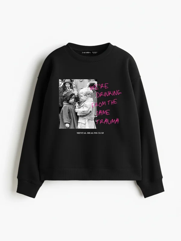 Trauma Baskılı Kapüşonsuz Relaxed Fit Kadın Siyah Sweatshirt