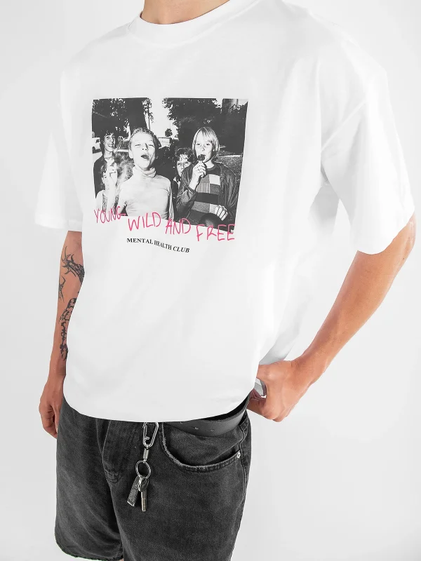 Young Wild N Free Baskılı Oversize Unisex Beyaz Tshirt