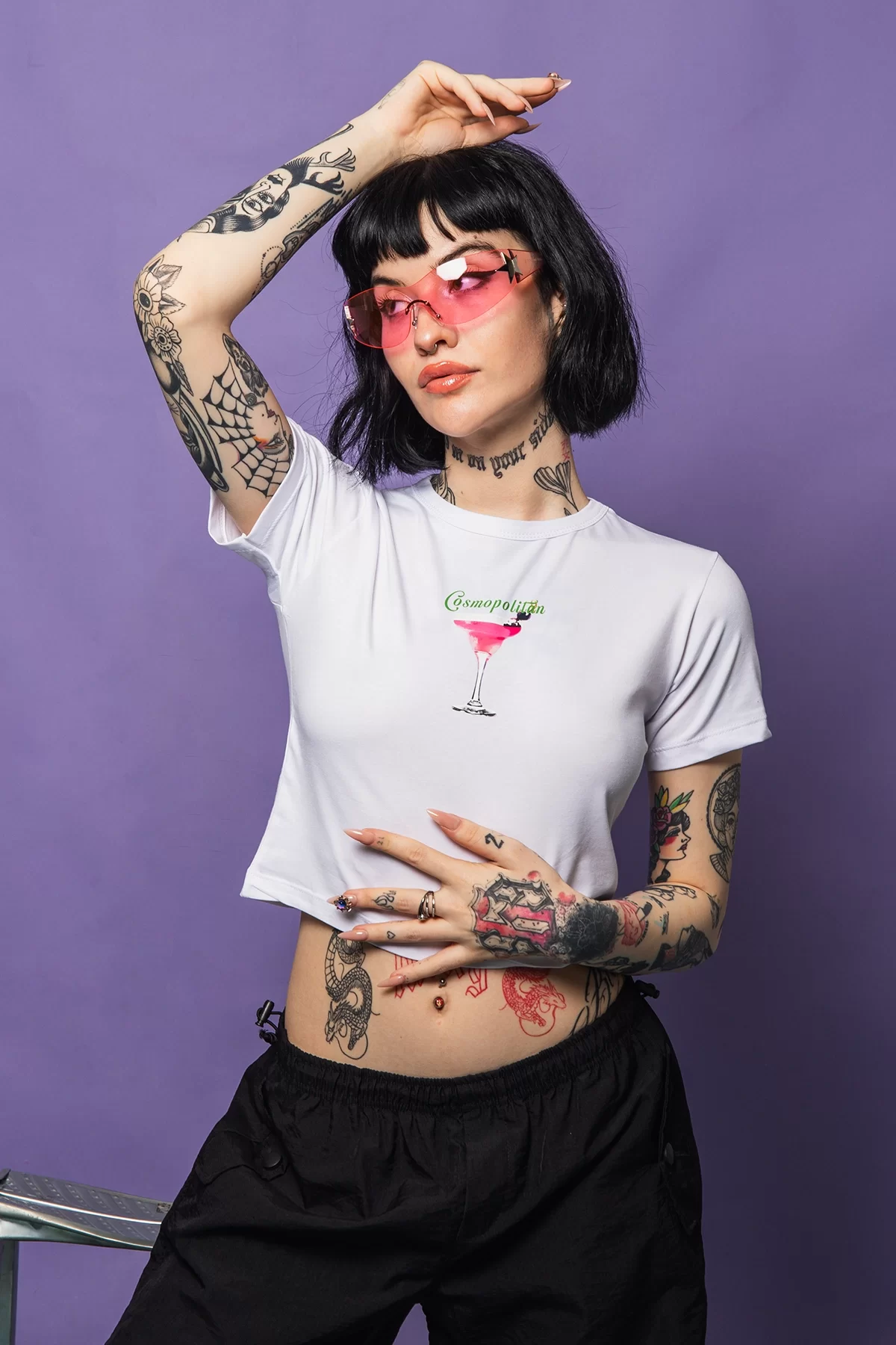 Cosmopolitan Baskılı Beyaz Crop Top