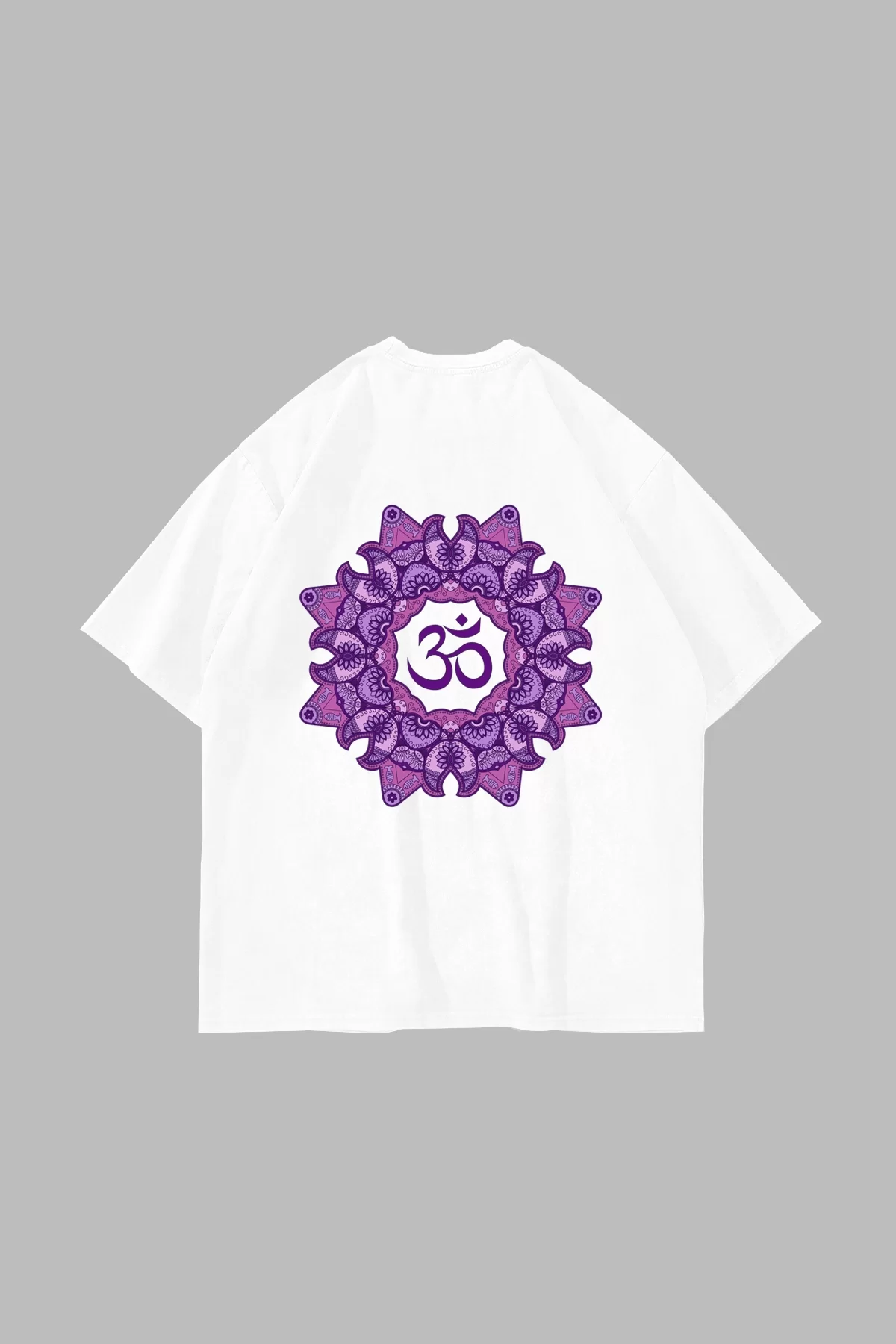 OM Baskılı Oversize Unisex Beyaz Tshirt