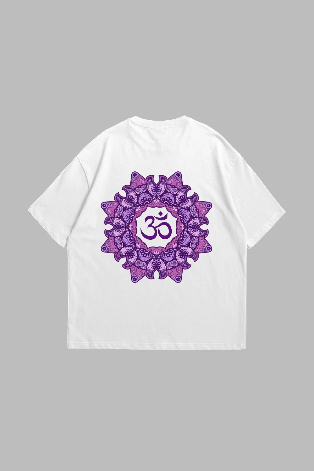 OM Baskılı Oversize Unisex Beyaz Tshirt