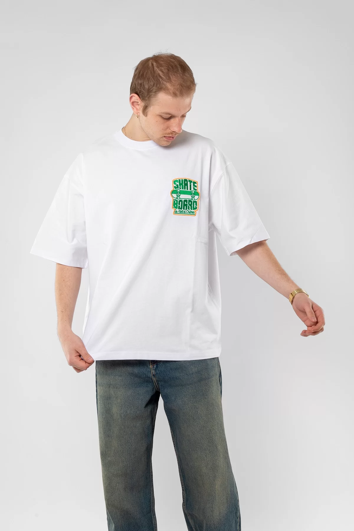 Skate Board Yeşil Nakışlı Beyaz Oversize Unisex Tshirt