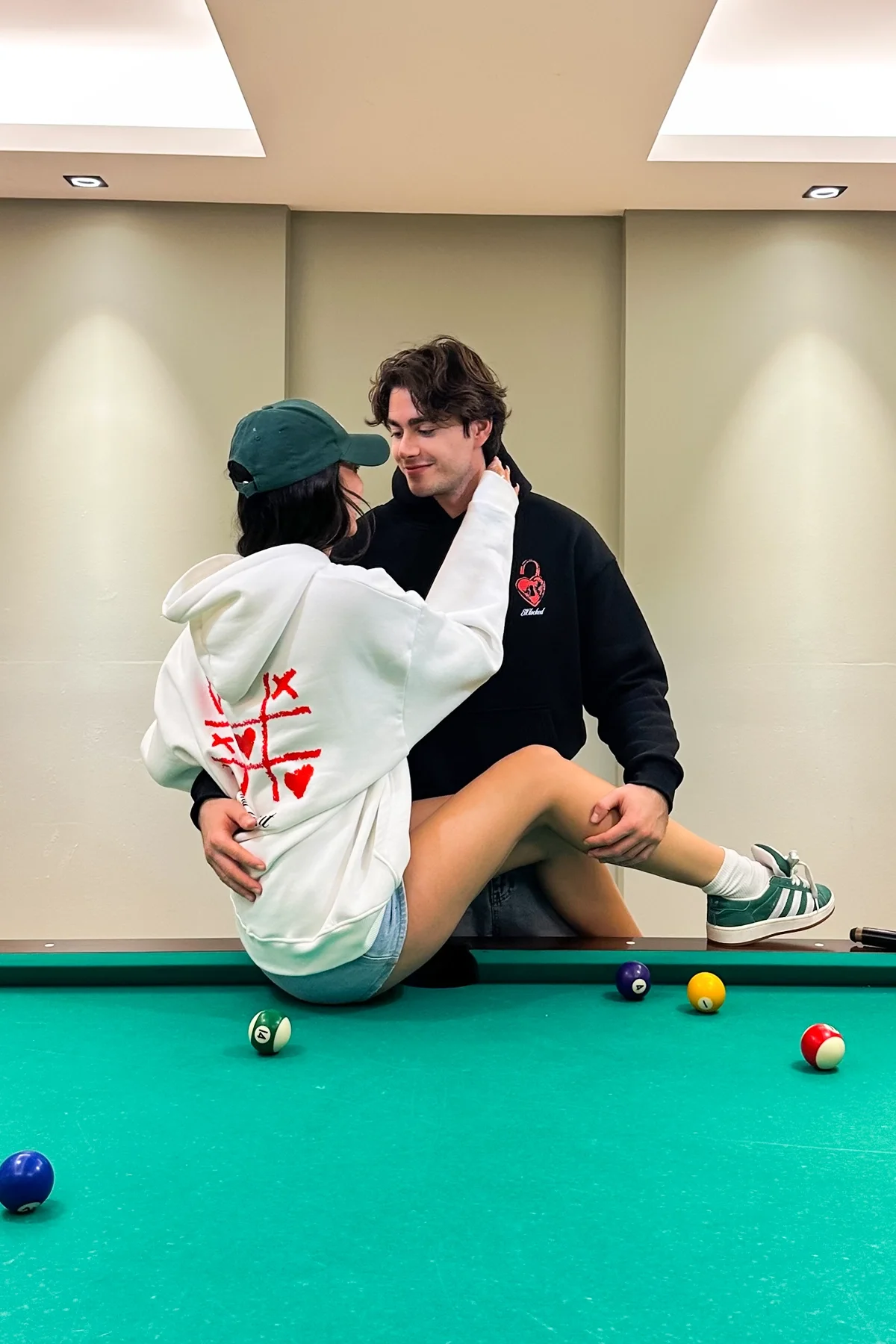 816 Locked Baskılı Oversize Unisex Beyaz Hoodie