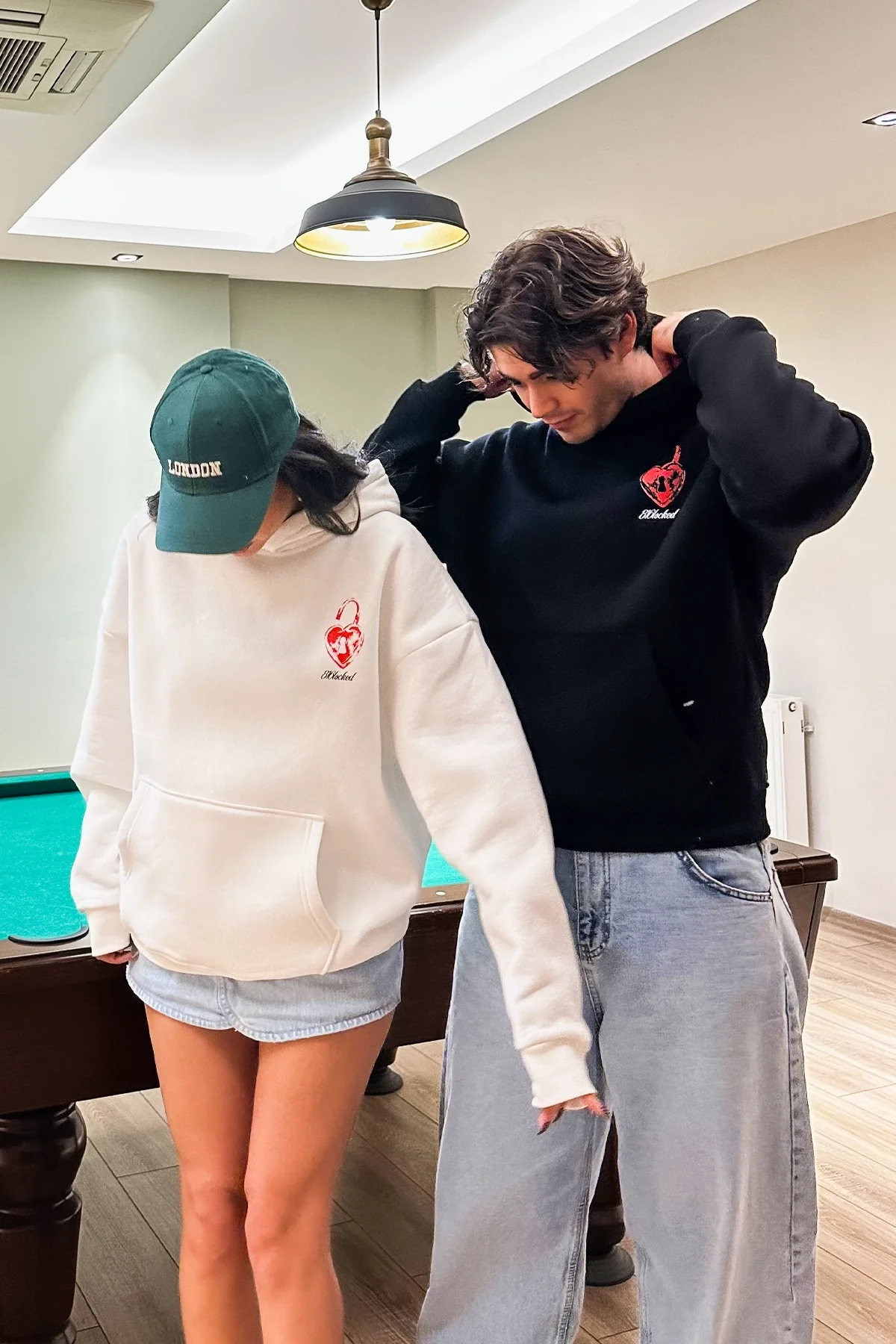 816 Locked Baskılı Oversize Unisex Beyaz Hoodie