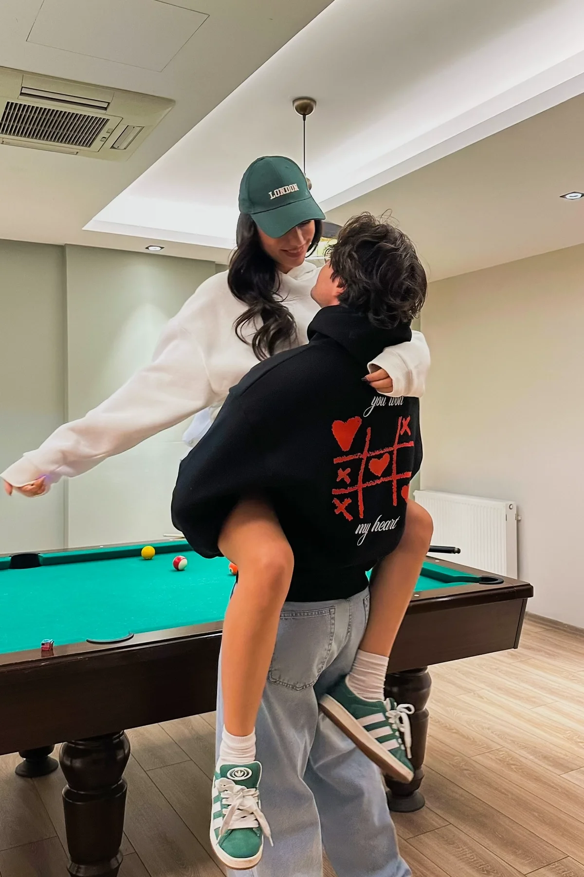 816 Locked Baskılı Oversize Unisex Beyaz Hoodie