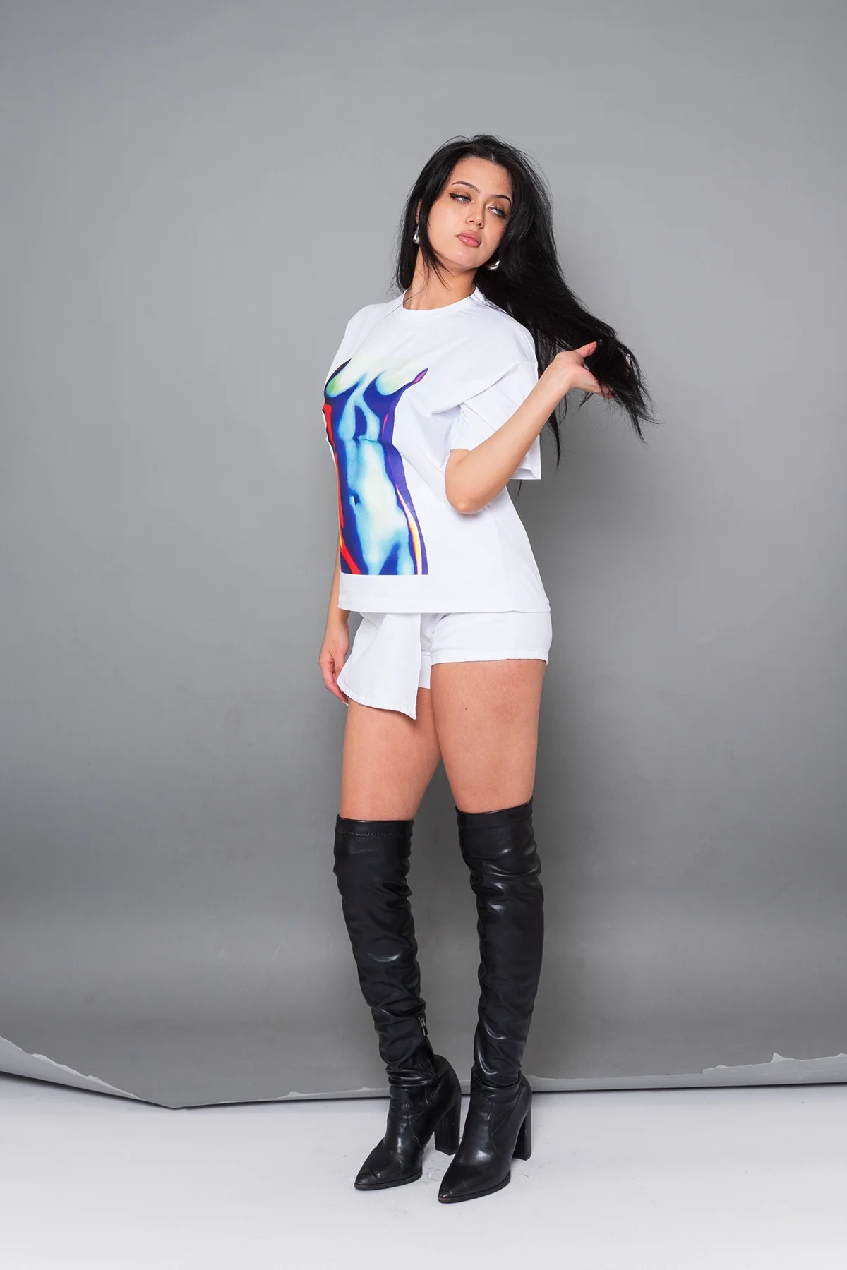 Blue Silhouette Baskılı Relaxed Fit Beyaz Kadın Tshirt