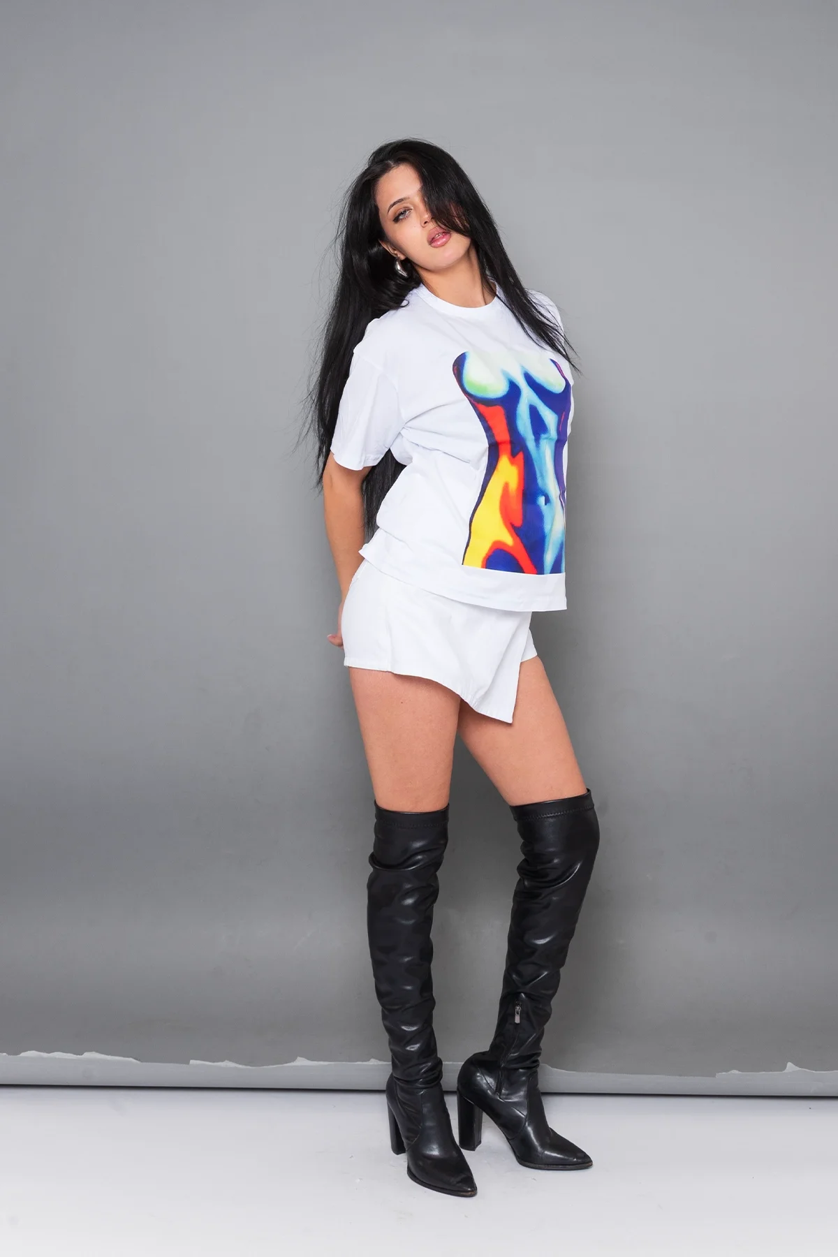 Blue Silhouette Baskılı Relaxed Fit Beyaz Kadın Tshirt