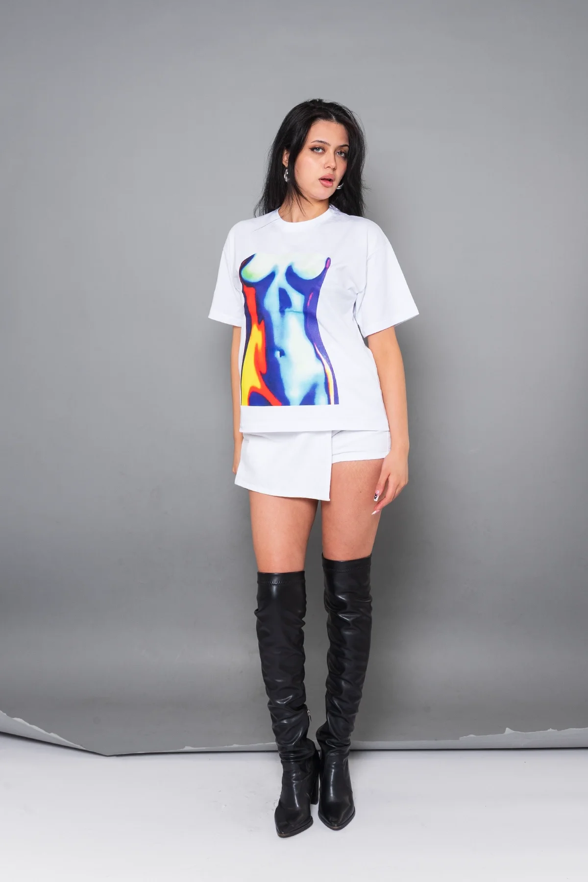 Blue Silhouette Baskılı Relaxed Fit Beyaz Kadın Tshirt