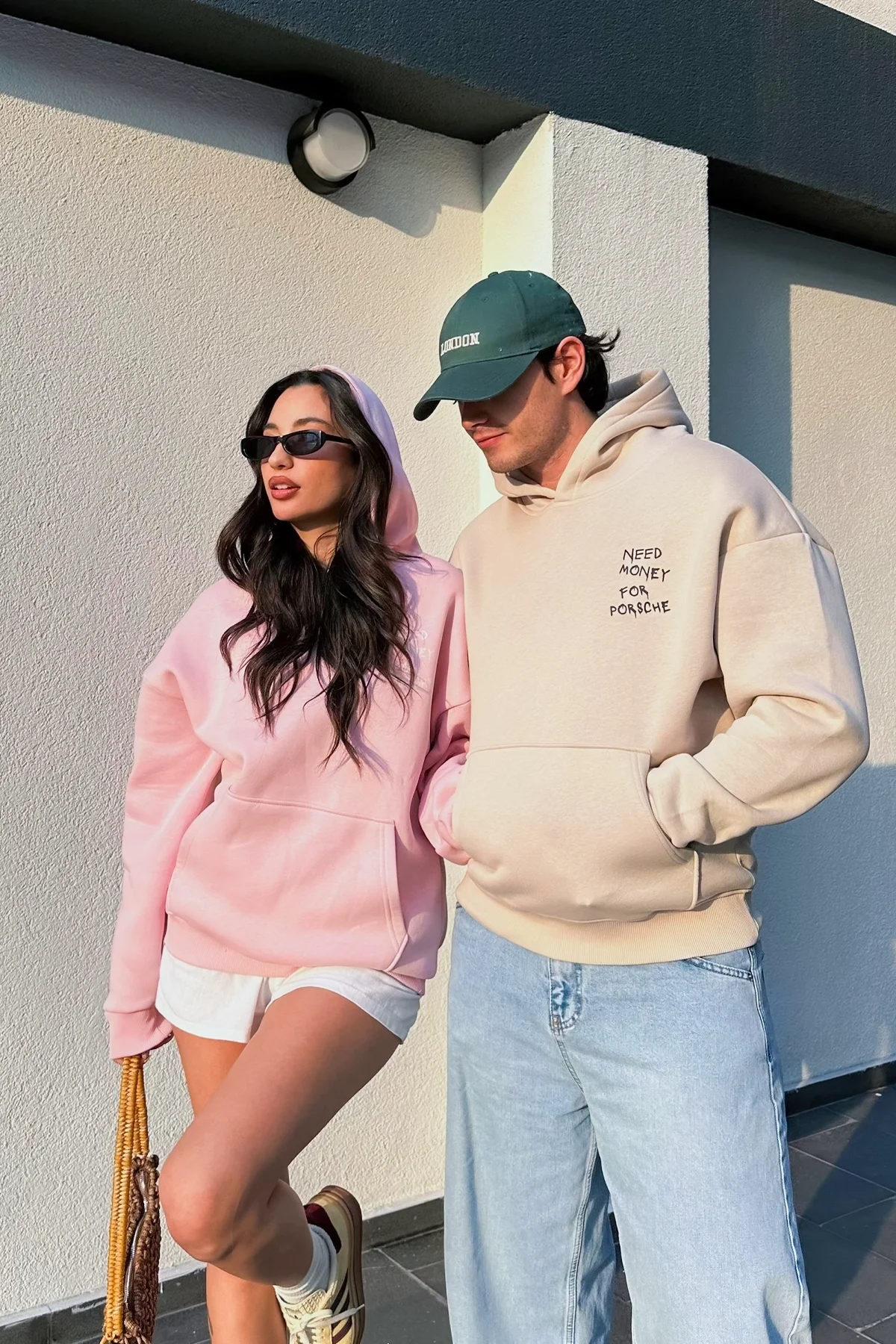 Need Money for Porsche Baskılı Oversize Unisex Bej Hoodie