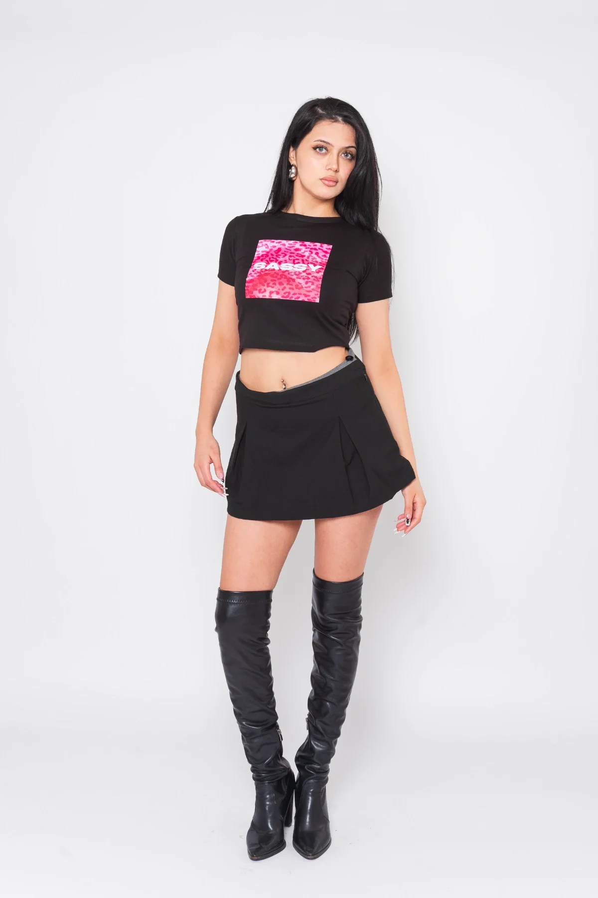 Sassy Baskılı Siyah Crop Top