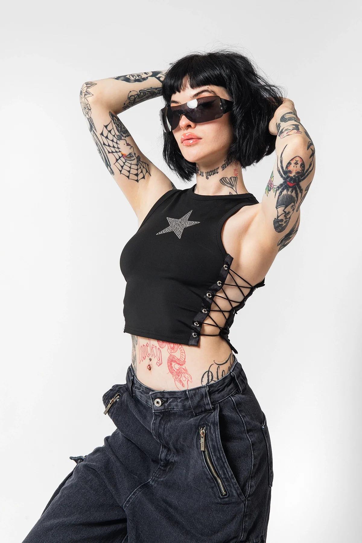 Star Nakış İşlemeli Yandan Bağlamalı Siyah Crop Top