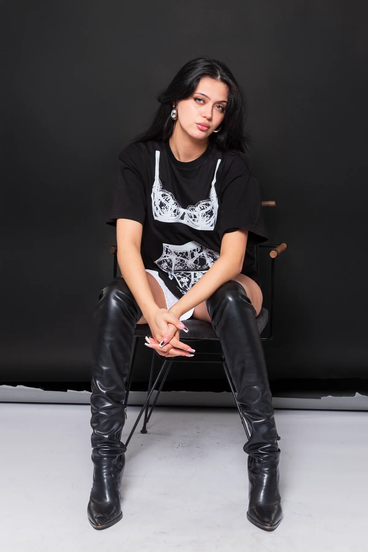 Valentine Baskılı Relaxed Fit Siyah Kadın Tshirt