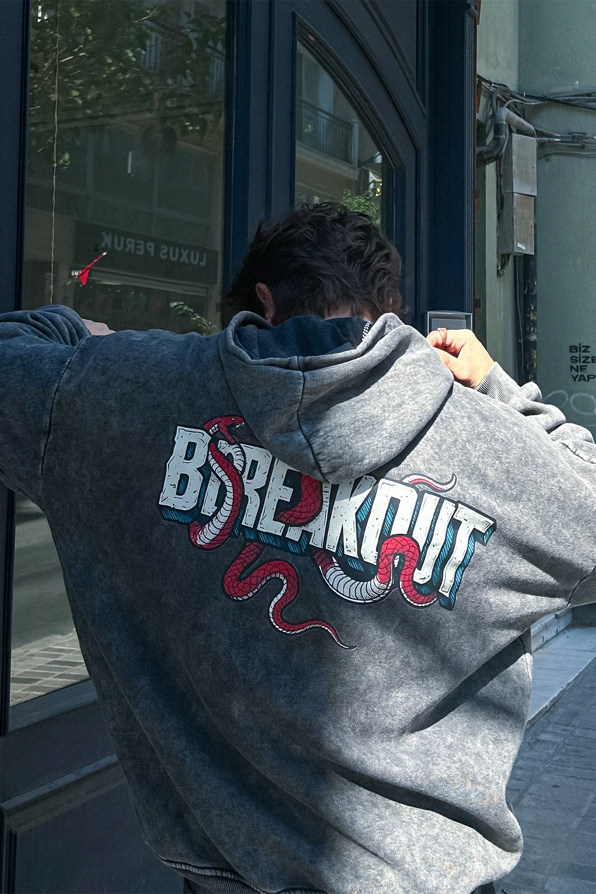 Breakout Oversize Unisex Yıkamalı Siyah Hoodie
