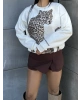 Beyaz Leopar Baskılı Oversize Sweatshırt