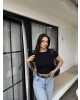 Siyah Düğme Detay Kısa Kol Crop