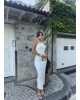 Beyaz Halter Yaka Aksesuarlı Uzun Elbise