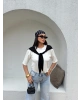Beyaz Siyah Fularlı Oversize Tshırt