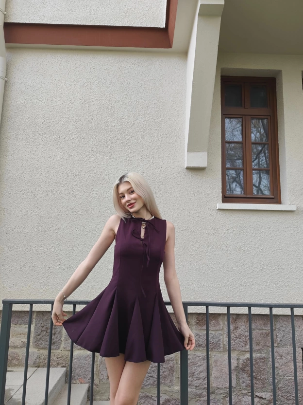 Mor Bağlama Detay Tasarım Mini Şortlu Elbise