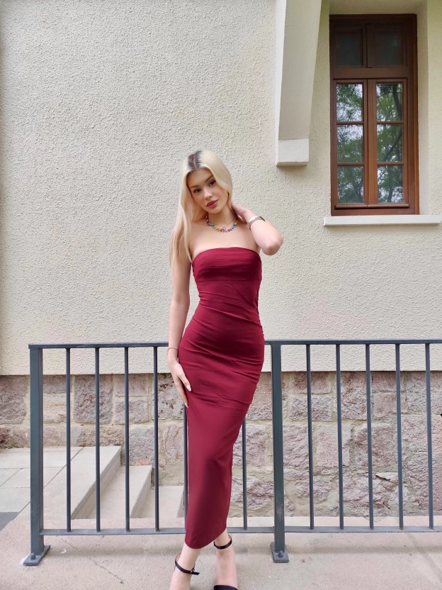 Bordo Straplez Yırtmaç Detay Uzun Elbise