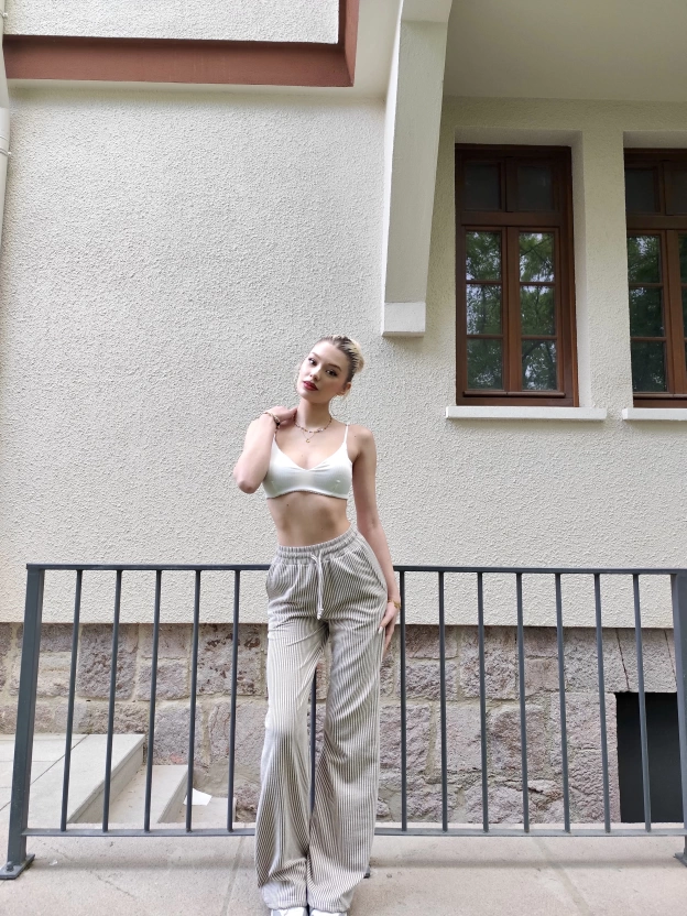 Kahve Çizgili Beli Lastikli Pantolon