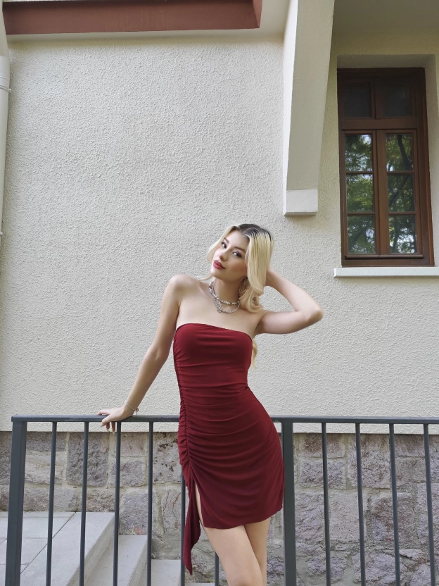 Bordo Straplez Tasarım Elbise