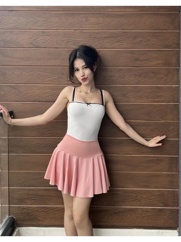 Pembe Pileli Şort Etek