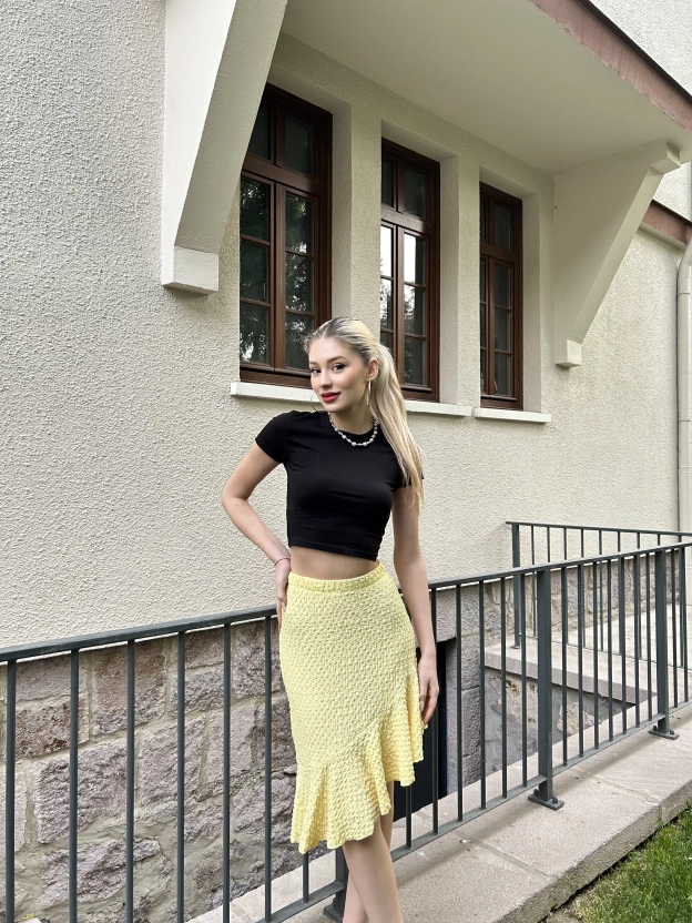 Sarı Asimetrik Bürümcük Etek