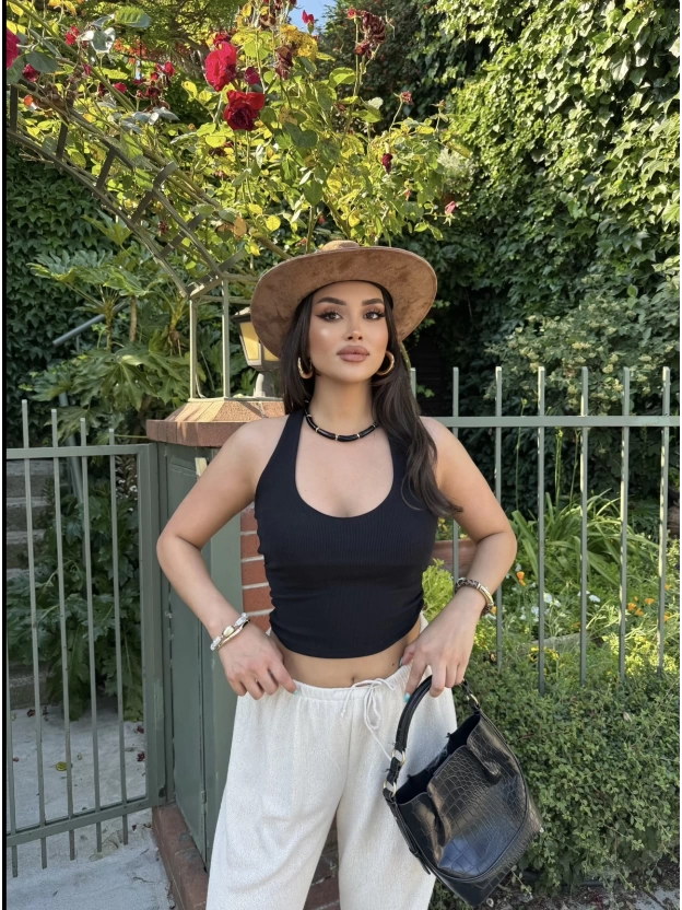 Siyah Boyundan Geçirmeli Fitilli Crop