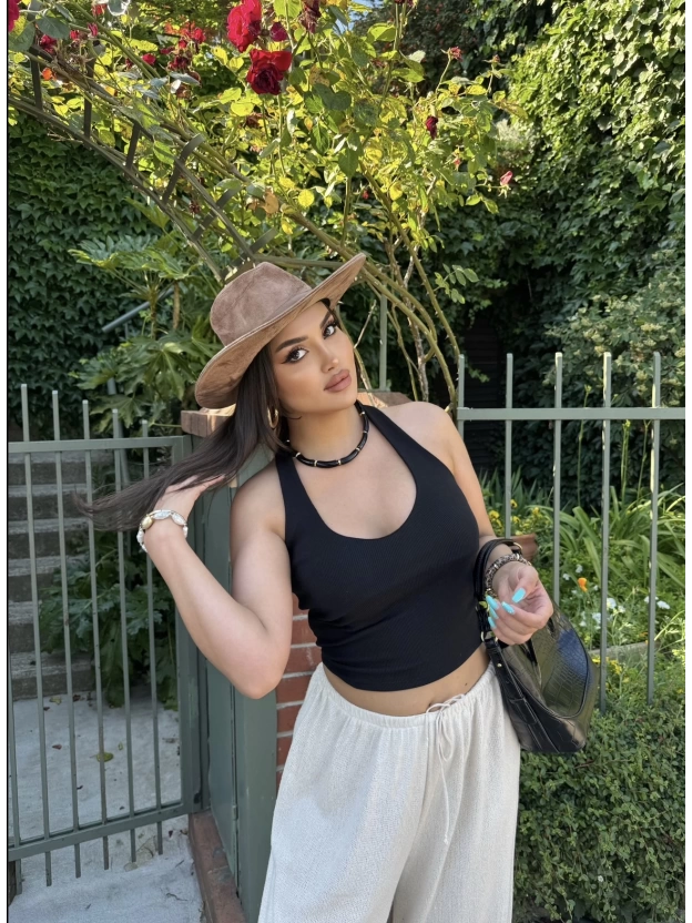 Siyah Boyundan Geçirmeli Fitilli Crop