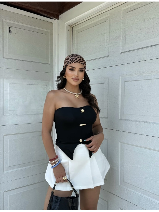 Siyah Sun Aksesuarlı Straplez Crop