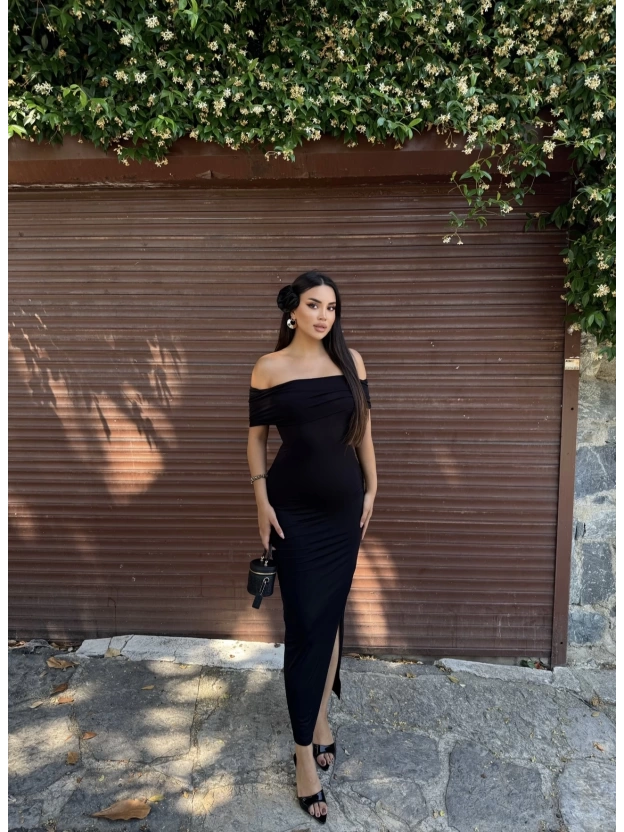 Siyah Madonna Yaka Uzun Basic Elbise