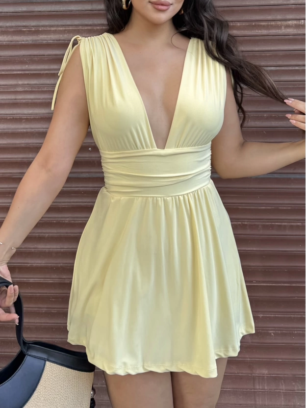 Sarı Omuz Büzgü Şortlu Elbise