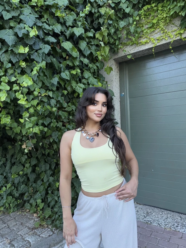 Sarı Boyundan Geçirmeli Crop