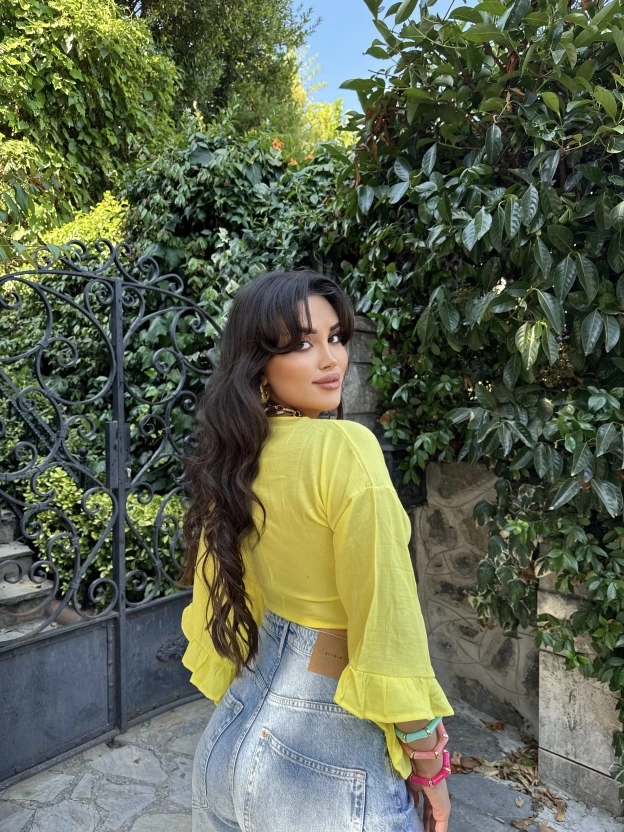 Sarı Bağlamalı Crop Bluz