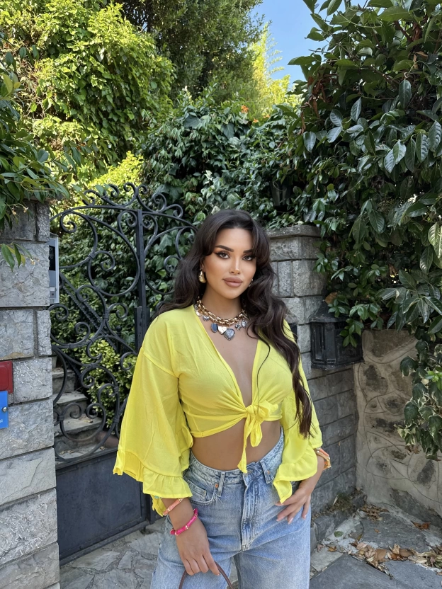 Sarı Bağlamalı Crop Bluz