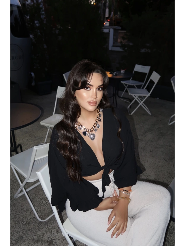 Siyah Bağlamalı Crop Bluz