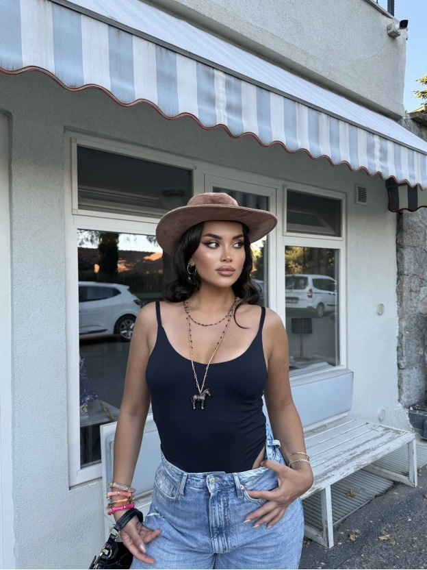 Siyah Çift Kat Askılı Bodysuit