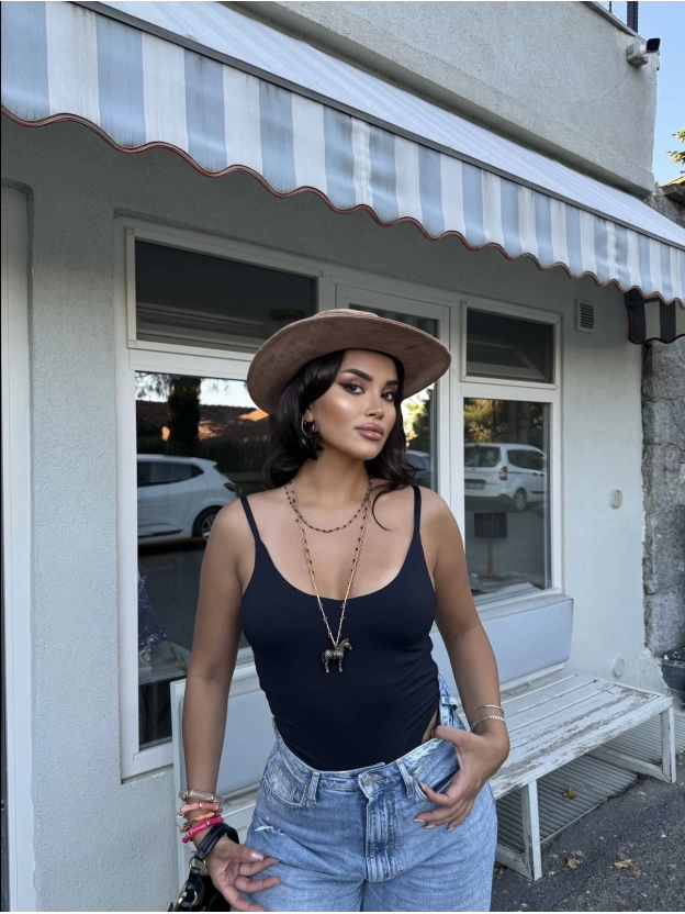 Siyah Çift Kat Askılı Bodysuit