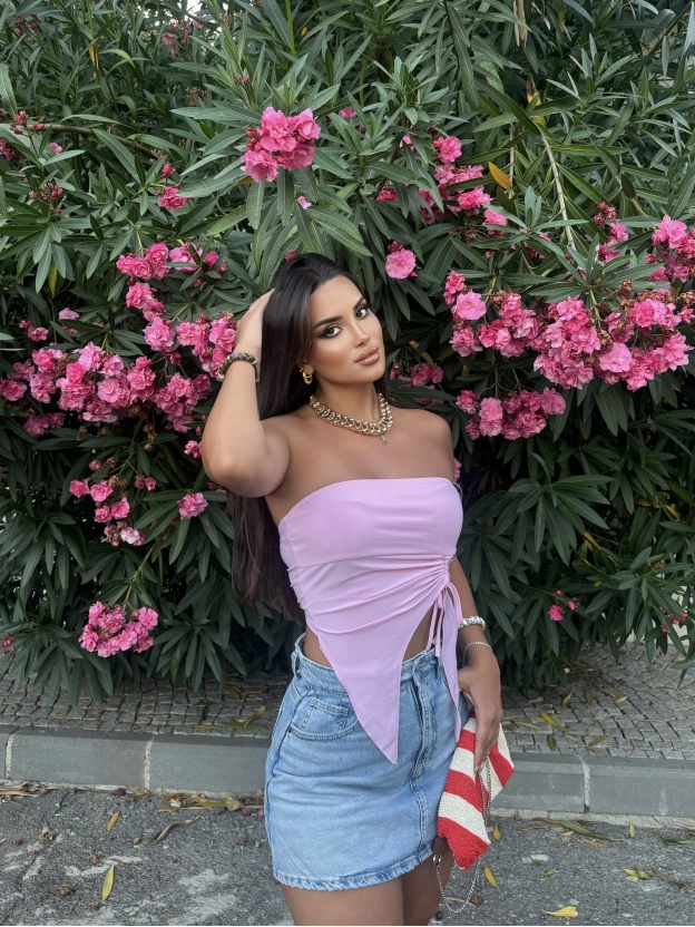 Pembe Straplez Büzgü Detay Crop