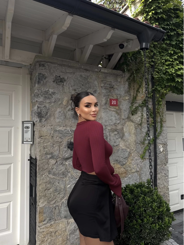 Bordo Yumoş Tasarım Crop