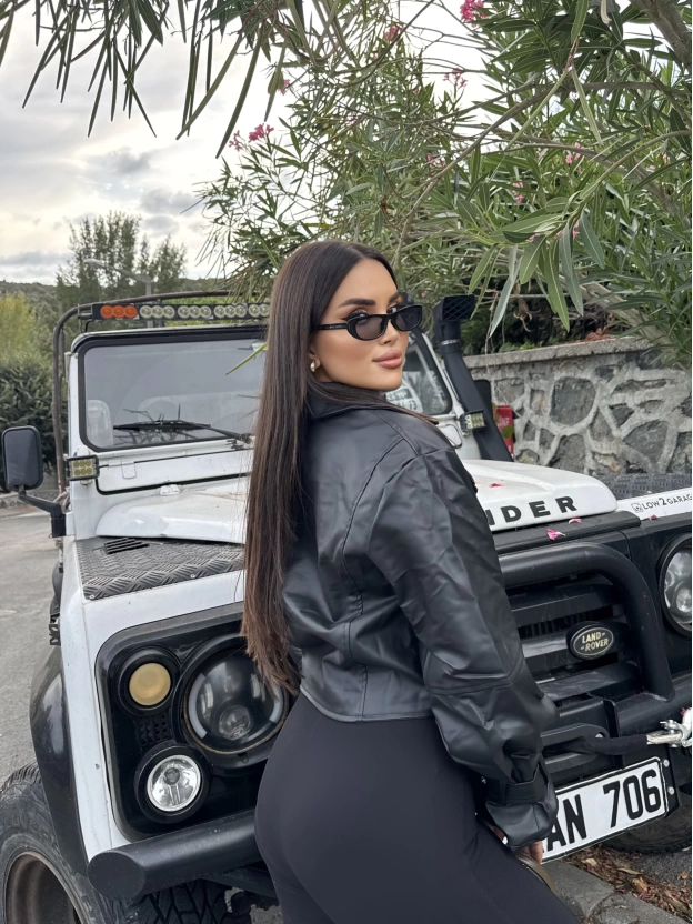 Siyah Balon Kol Deri Ceket