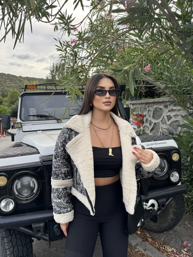 Krem Kürklü Crop Mont