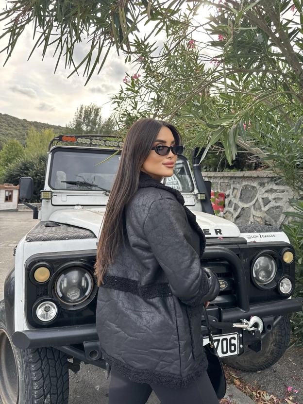 Siyah Kürk Detay Oversize Kaban