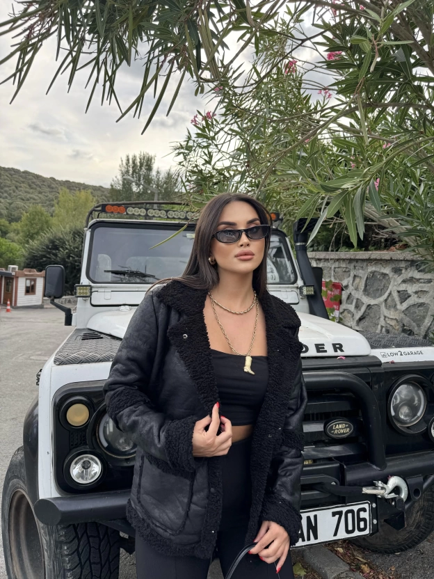Siyah Kürk Detay Oversize Kaban
