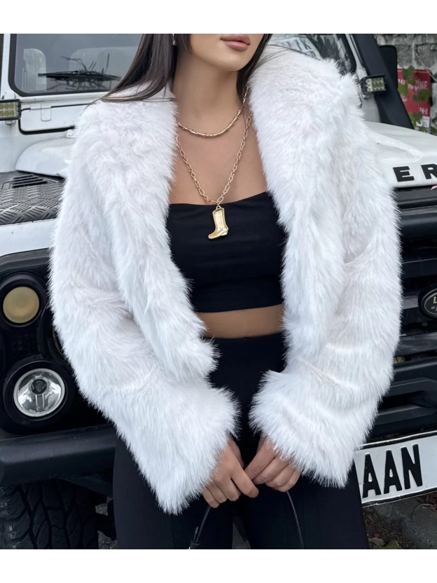 Beyaz Kapüşonlu Crop Kürk