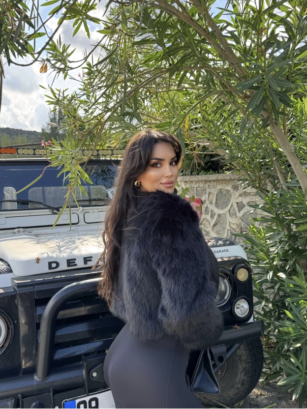 Siyah Crop Kürk Ceket