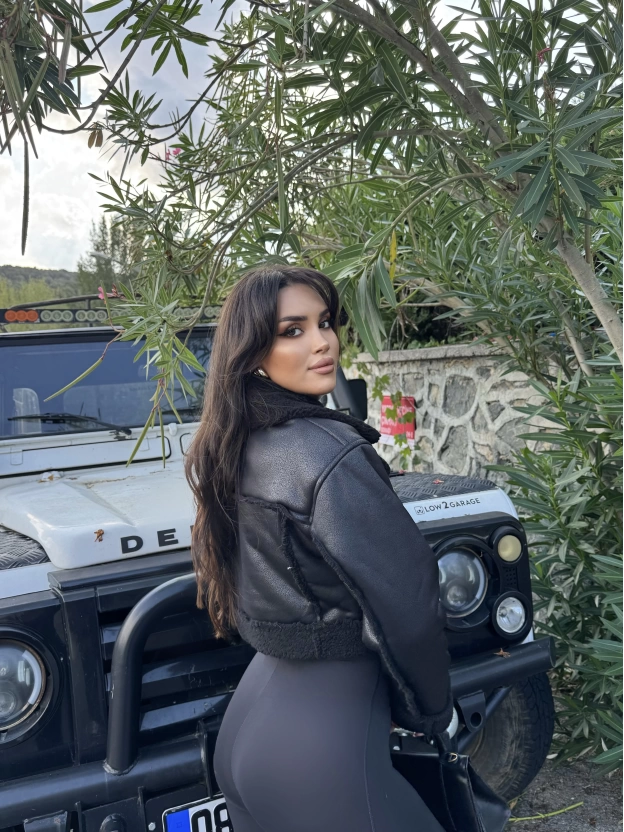 Siyah Kürklü Crop Mont