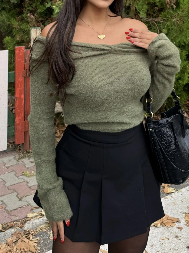 Haki Madonna Yaka Yumoş Kazak