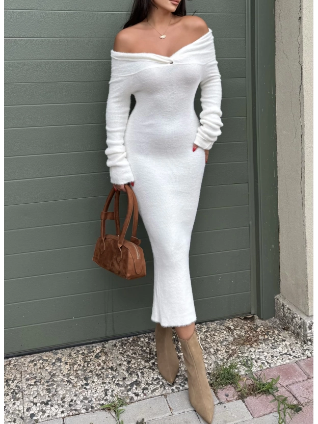 Beyaz Madonna Yaka Yumoş Elbise